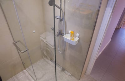 Alquiler de un espacioso apartamento de 2 habitaciones, 67 m², centro de la ciudad, Belgrado, Serbia